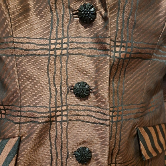 Vintage Pin Stripped Suit Size 10 - Picture 3 of 8